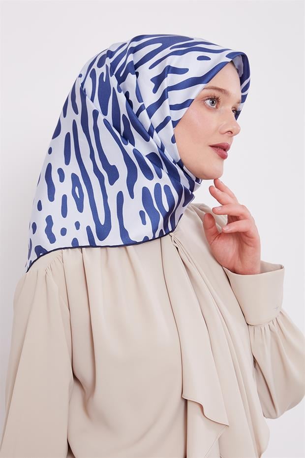Mavi Büyük Leopar Desen Twill İpek Eşarp