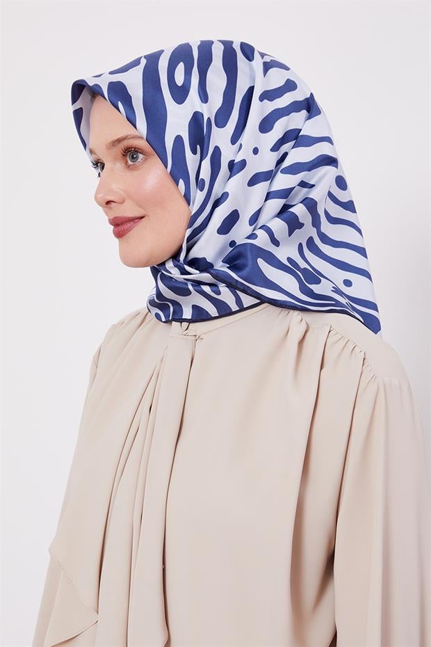 Mavi Büyük Leopar Desen Twill İpek Eşarp