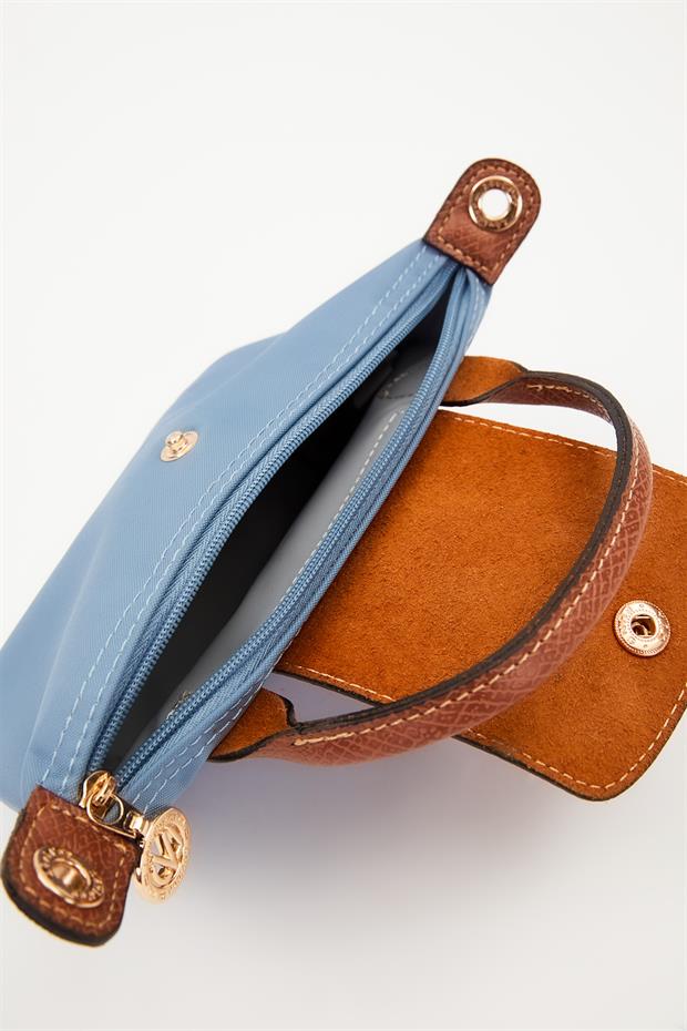 Mavi Deri Kapak Detaylı El Çantası