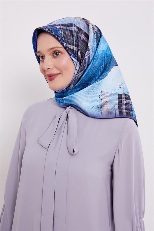 Mavi İnce Çizgi Desen Twill İpek Eşarp