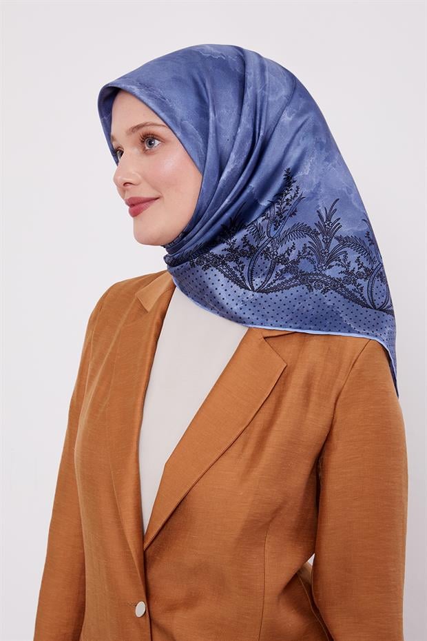 Mavi Kenar Benekli Twill İpek Eşarp