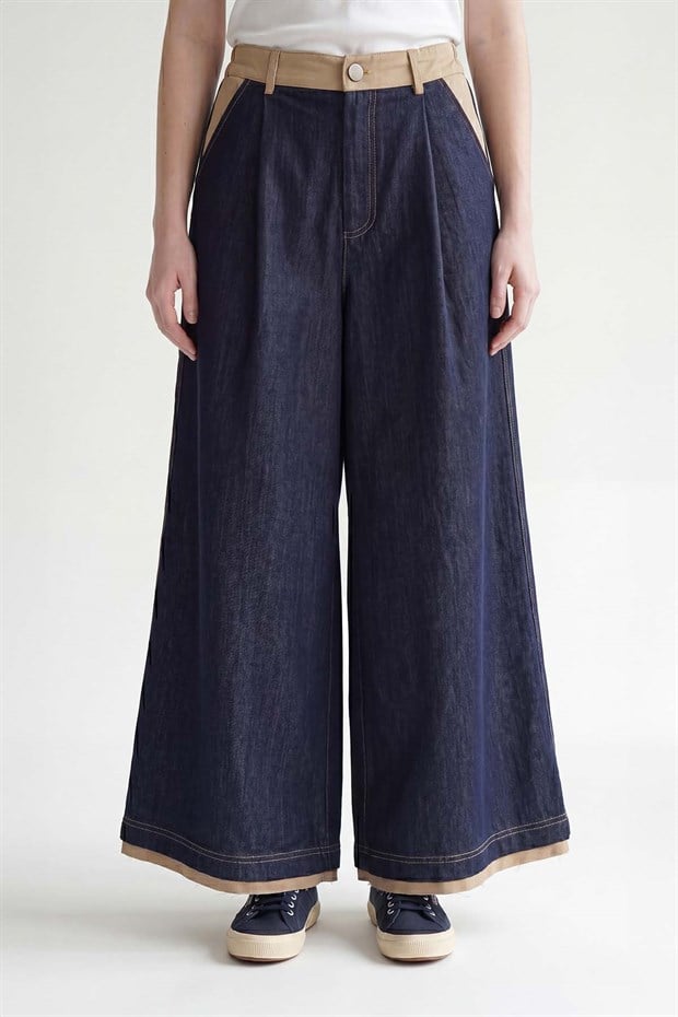 Mavi Kumaş Parça Detaylı Kot Pantalon