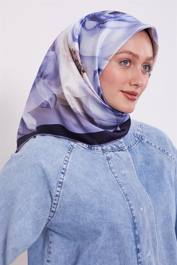 Mavi Soft Çiçek Desen Sura İpek Eşarp