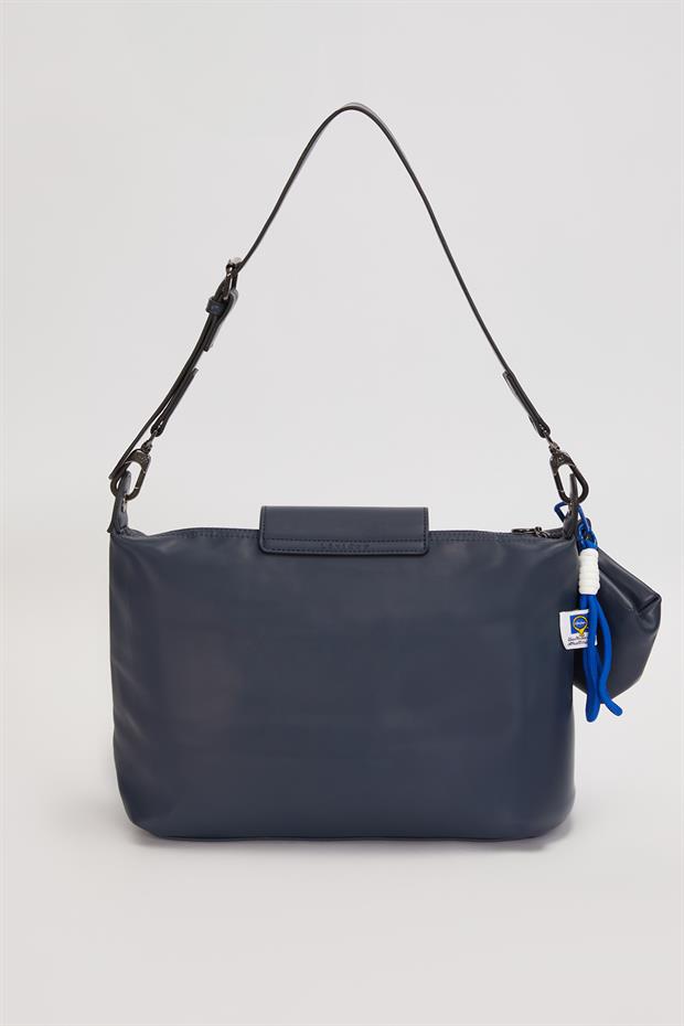 Mavi Üst Kapaklı Charm Detay Omuz Çantası
