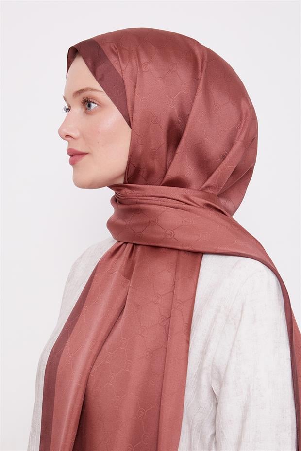 Menekşe Petek Desen Monogram İpek Şal