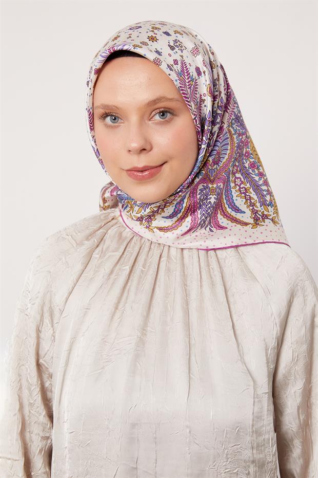 Menekşe Yaprak  Desen Twill İpek Eşarp