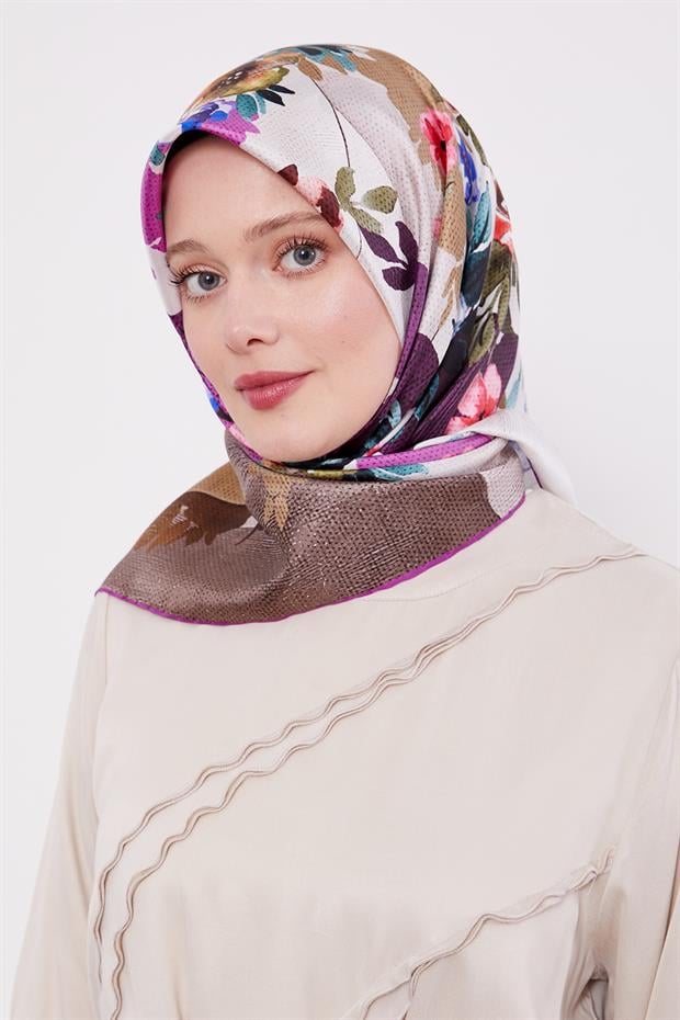 Mor Çiçek Desen Twill İpek Eşarp