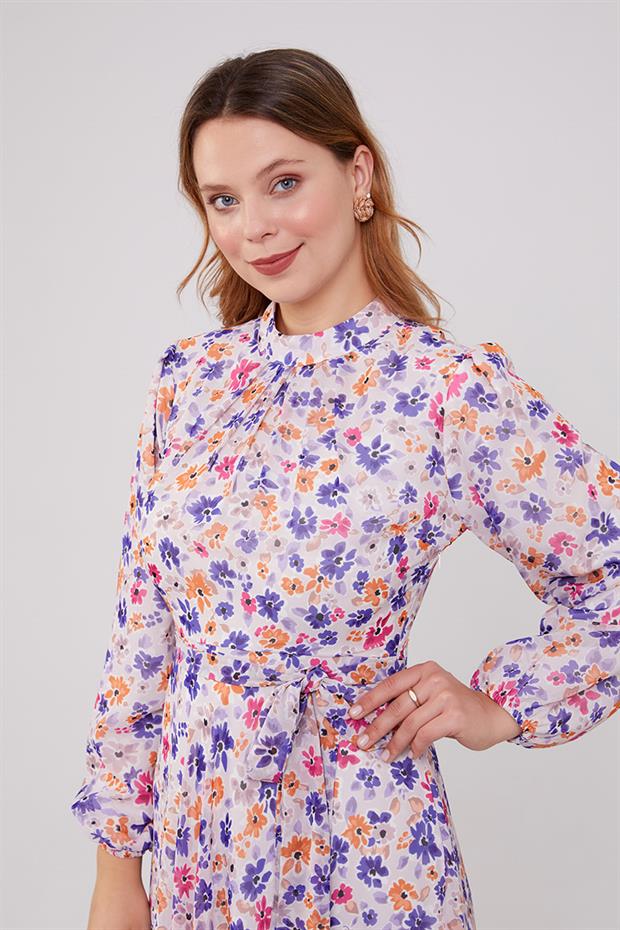 Mor Çiçek Desenli Belden Kuşaklı Elbise