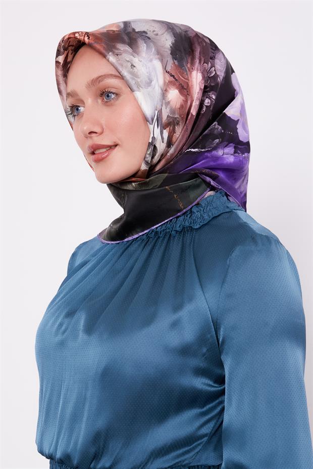 Mor Menekşe Desen Sura İpek Eşarp