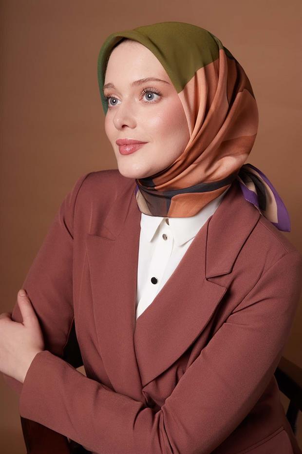 Mor Parçalı Desen Aura Eşarp