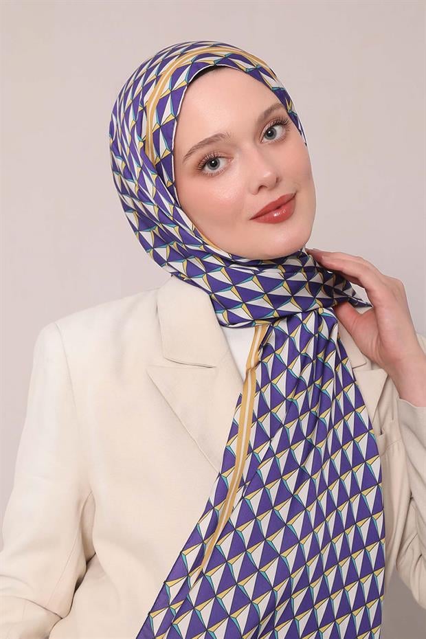 Mor Üçgen Desen Club Şal