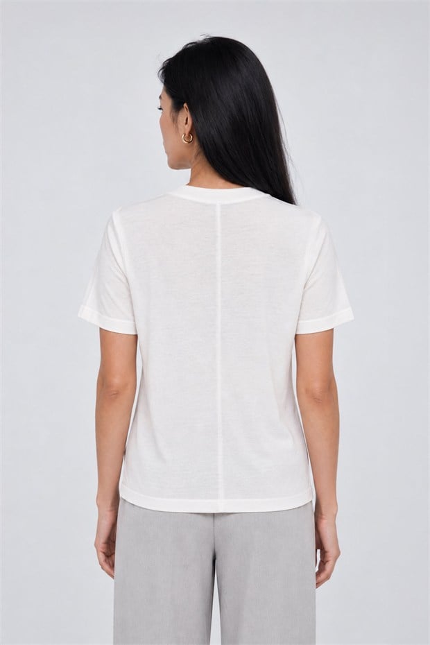 Nakış İşlemeli T-Shirt Beyaz