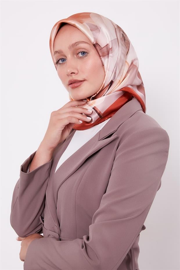 Nar Çiçeği Soft Çiçek Desen Sura İpek Eşarp