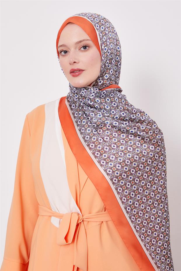 Oranj Kare Desen Hint İpeği Şal