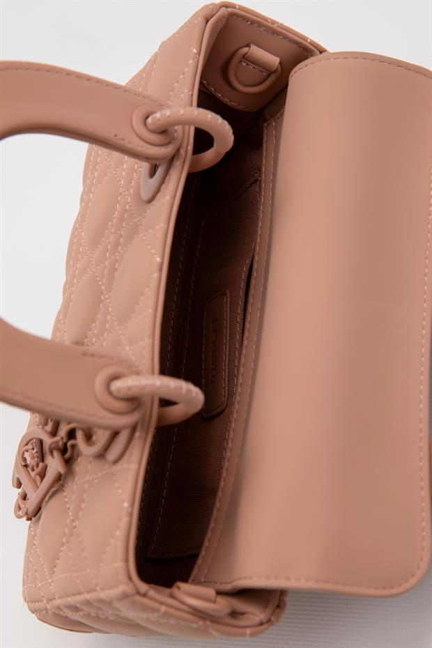 Pembe Zincir Aksesuarlı Kapitone El Çantası