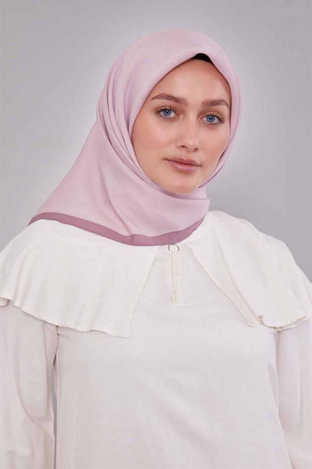 Pembe Biye Renk Geçişli Prag Eşarp