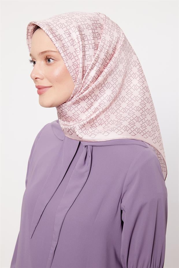 Pembe Çizgili Sarmal Desen Twill İpek Eşarp