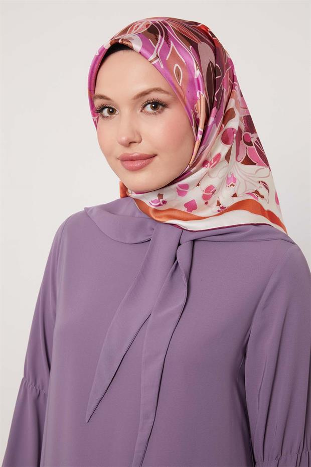 Pembe Karışık Çiçek Desen Twill İpek Eşarp