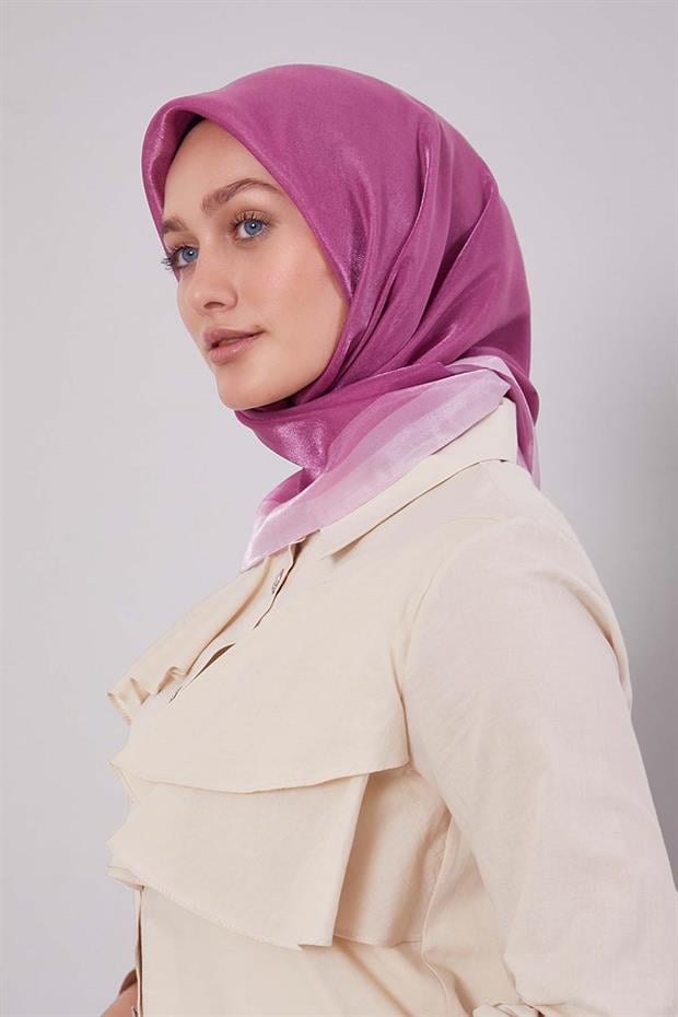 Pembe Kehribar Eşarp