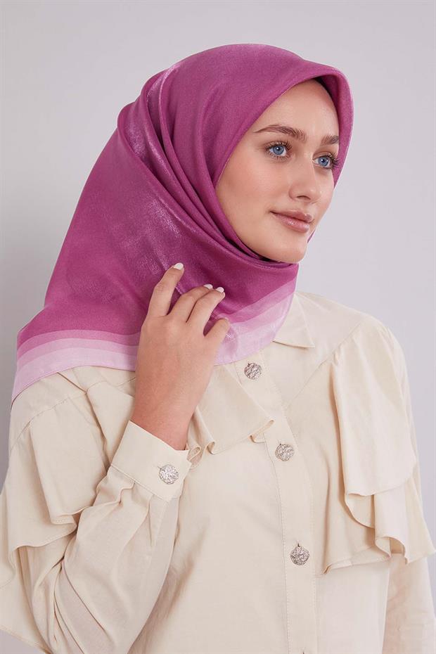 Pembe Kehribar Eşarp