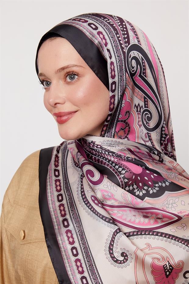 Pembe Kenar Desen Hint İpeği Şal
