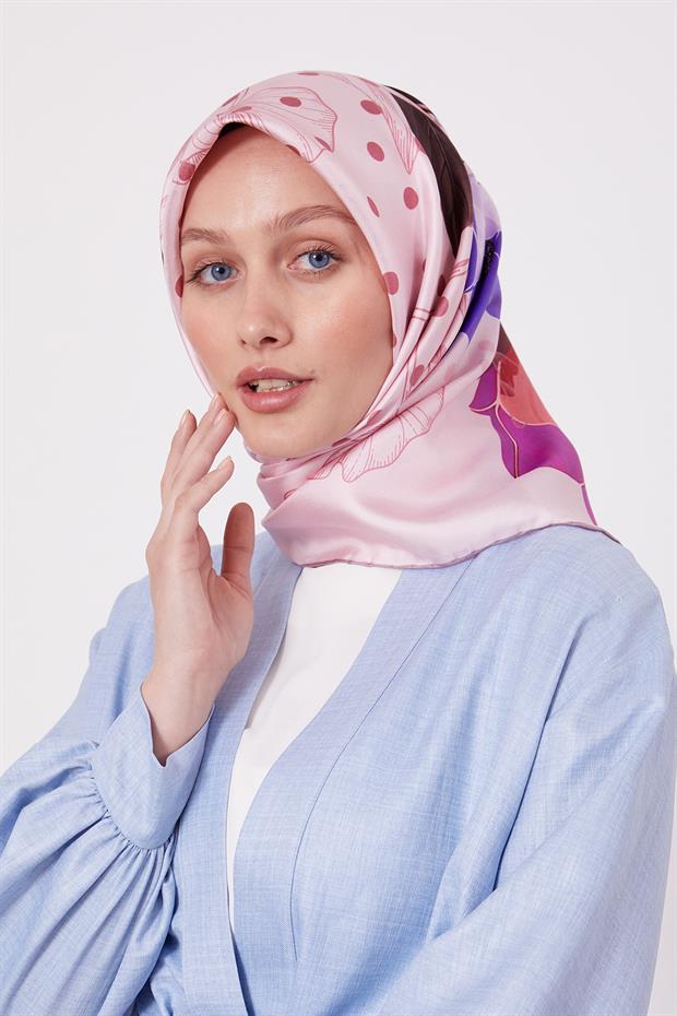 Pembe Lotus Çiçek Desen Twill İpek Eşarp