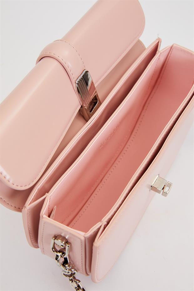 Pembe Metal Detaylı Omuz Çantası