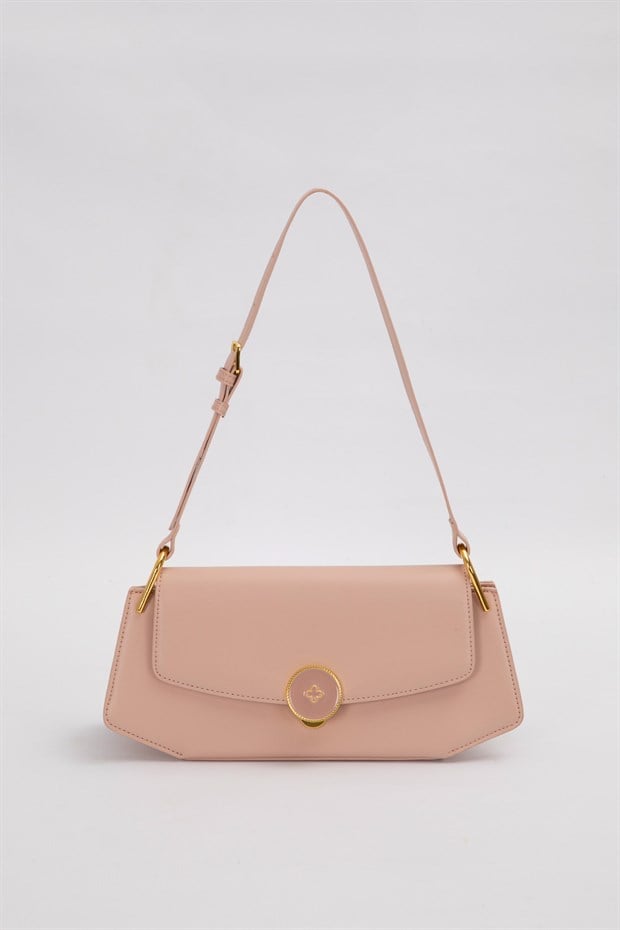 Pembe Oval Gold Aksesuarlı Omuz Çantası