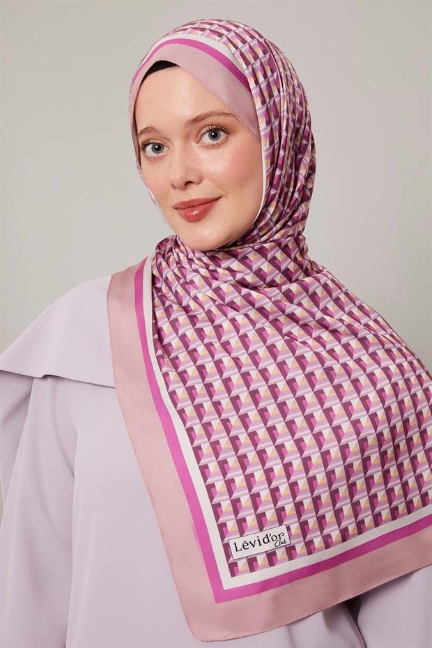 Pembe Üç Boyut Desen Club Şal
