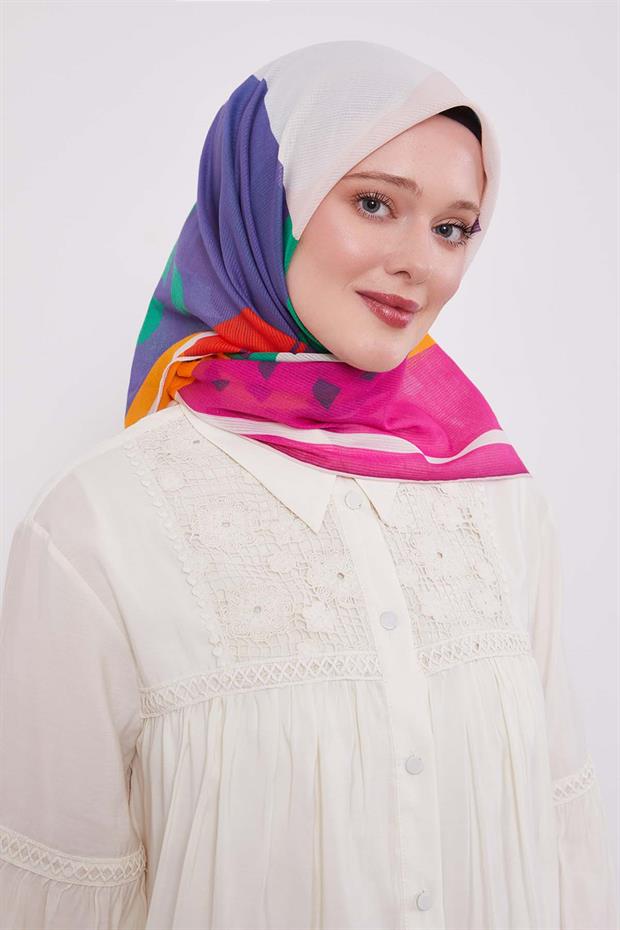 Pembe Yaprak Desen Pamuk Eşarp