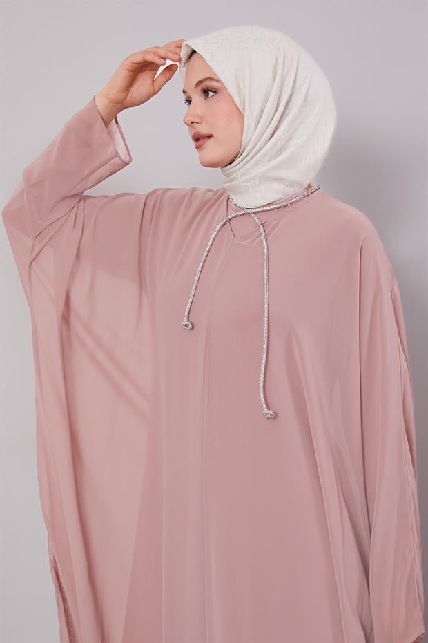 Pudra Birit Yaka Detaylı Ferace