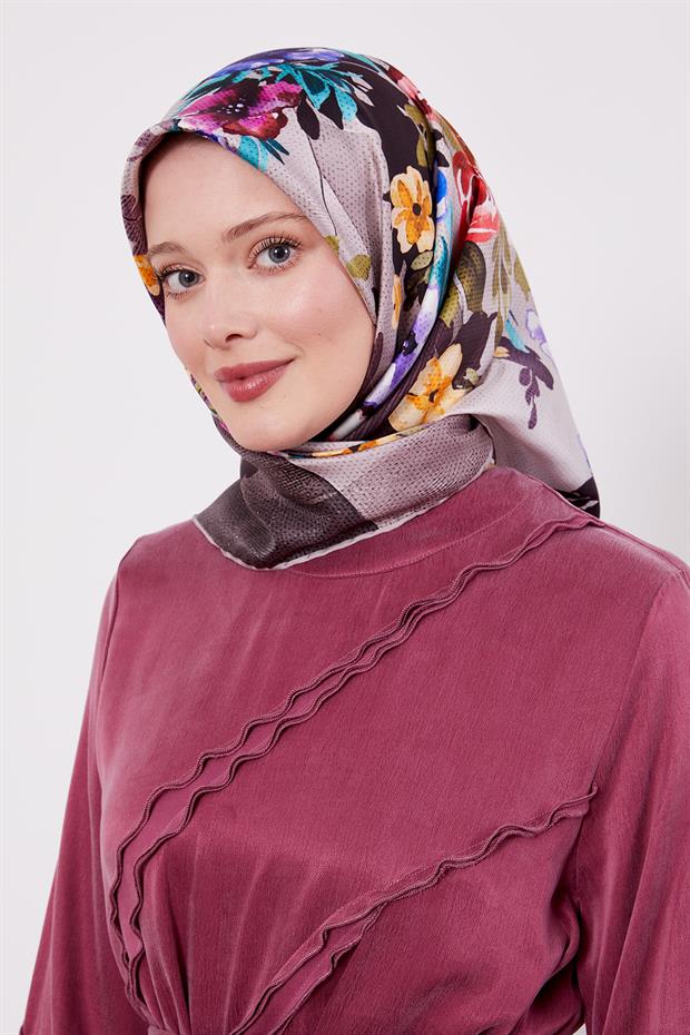 Pudra Çiçek Desen Twill İpek Eşarp