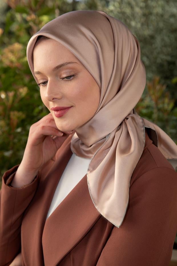 Pudra - Gümüş Çift Taraflı Twill İpek Eşarp
