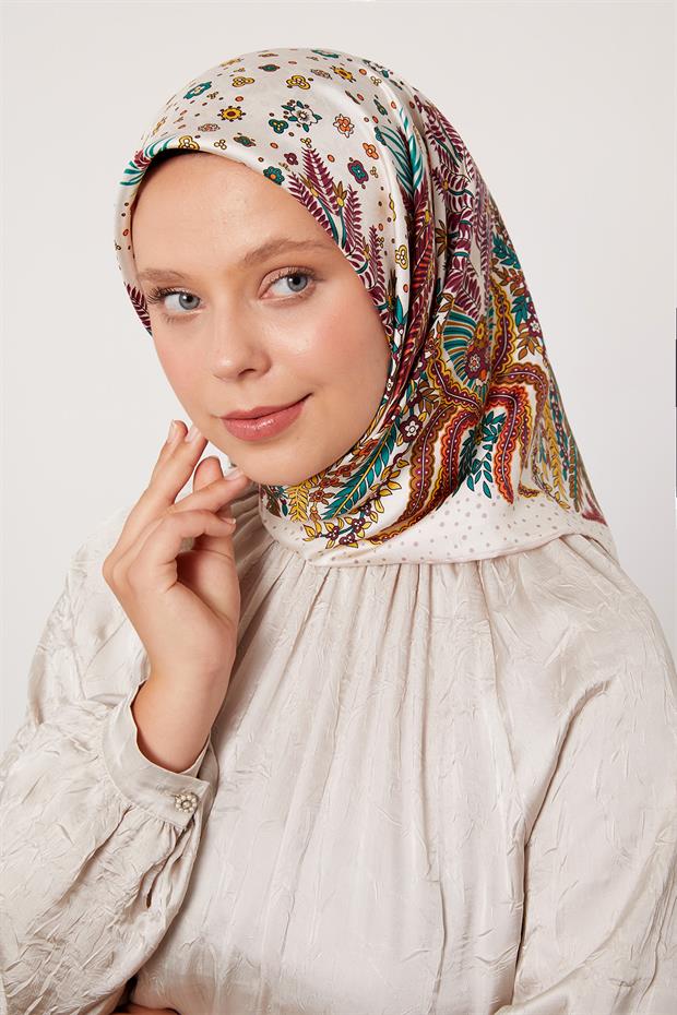 Pudra Yaprak  Desen Twill İpek Eşarp