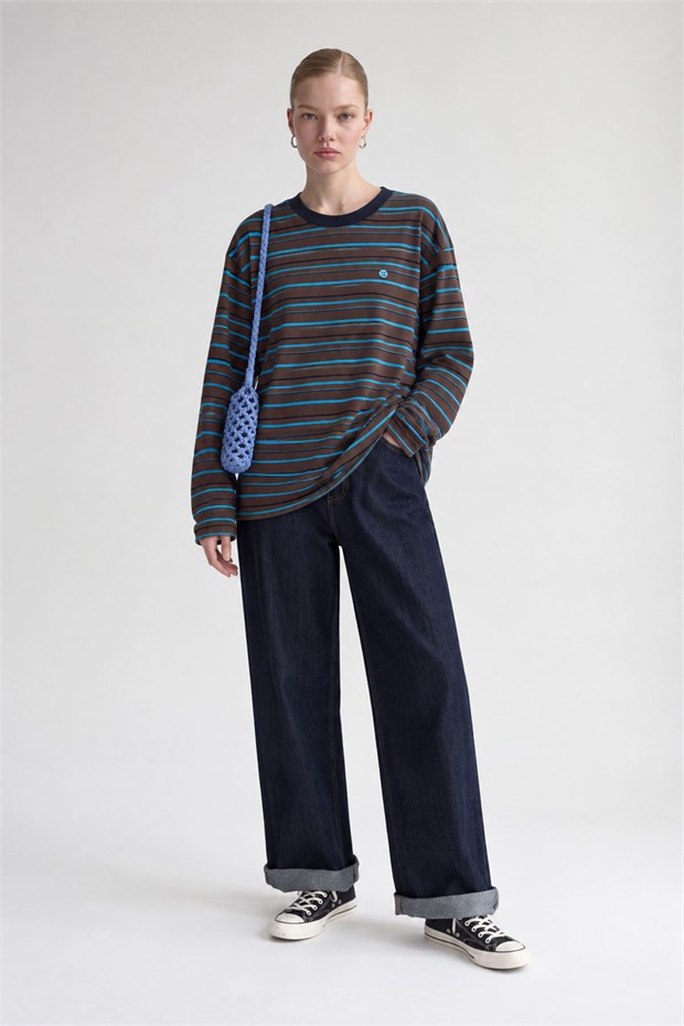 Rahat Kesim Bisiklet Yaka Sweatshirt Mavi