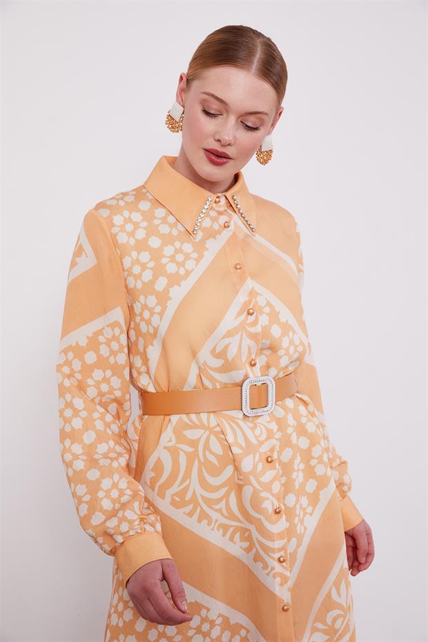 Safran Yakası Taş Detaylı Desenli Elbise