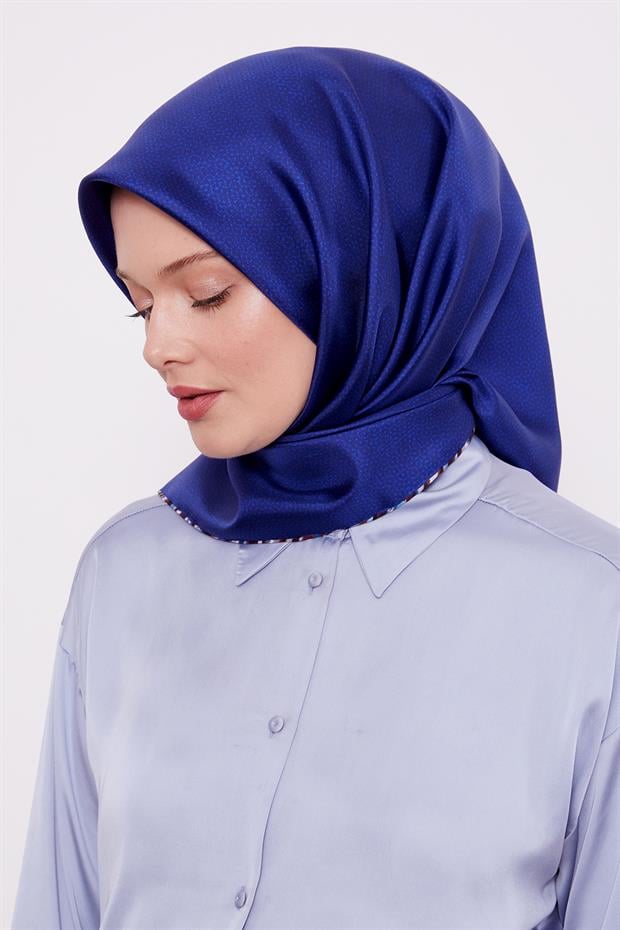 Saks Benekli Twill İpek Eşarp