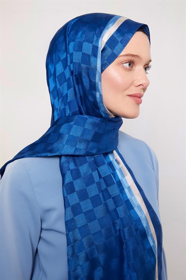 Saks Çizgili Dama Desen Monogram Şal