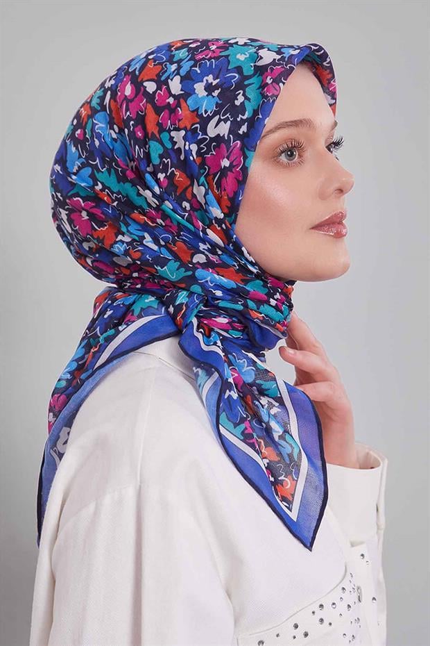 Saks Karışık Çiçek Desen Soft Eşarp