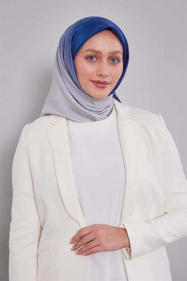 Saks Mavisi Twill Saf İpek Eşarp