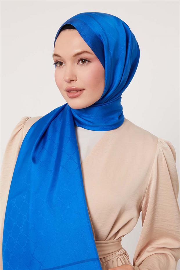Saks Şerit Detay Monogram İpek Şal