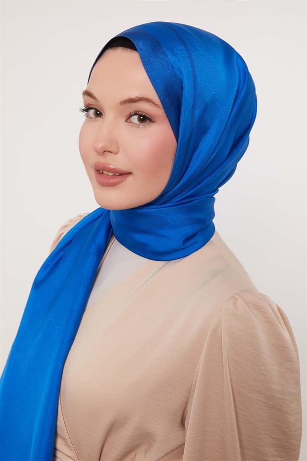 Saks Şerit Detay Monogram İpek Şal