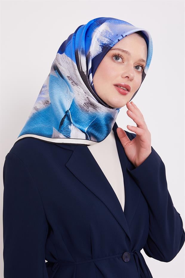 Saks Yansıma Yaprak Desen Twill İpek Eşarp