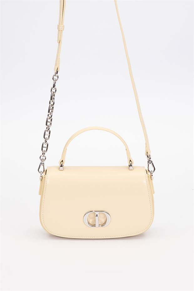 Sarı Aksesuar Kapaklı Omuz Çantası