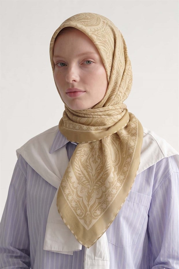 Sarı Etnik Desen Twill İpek Eşarp