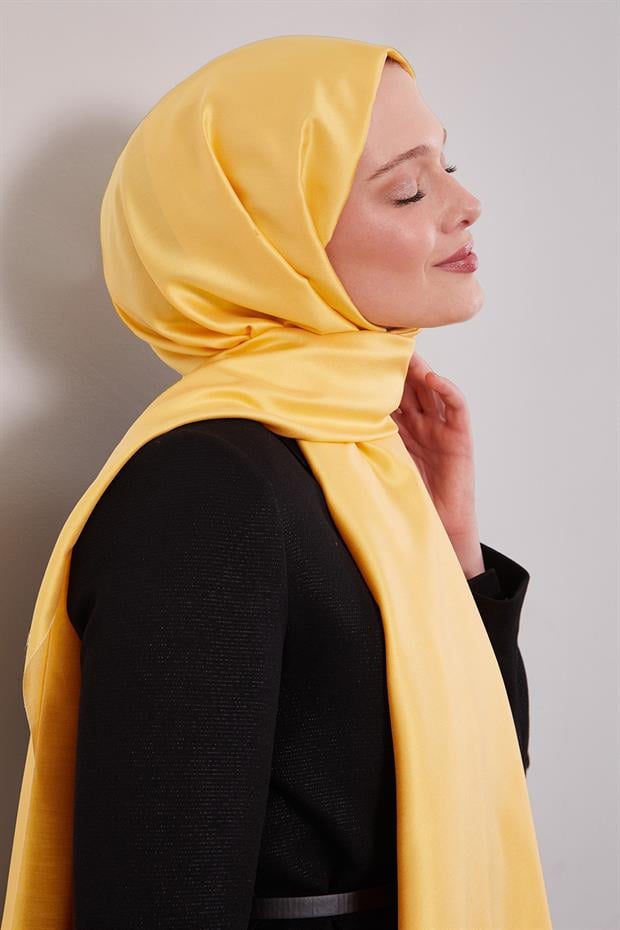 Sarı İpek Şal
