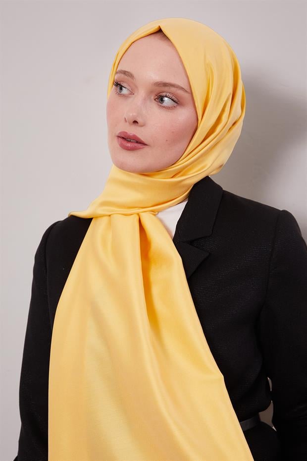 Sarı İpek Şal