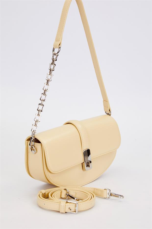 Sarı Metal Detaylı Omuz Çantası