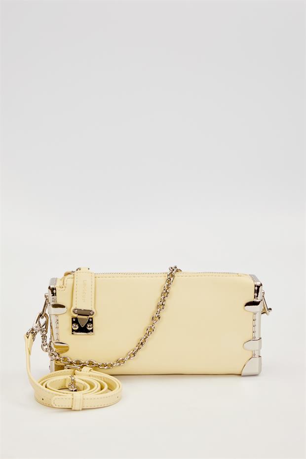 Sarı Metal Köşeli Omuz Çantası