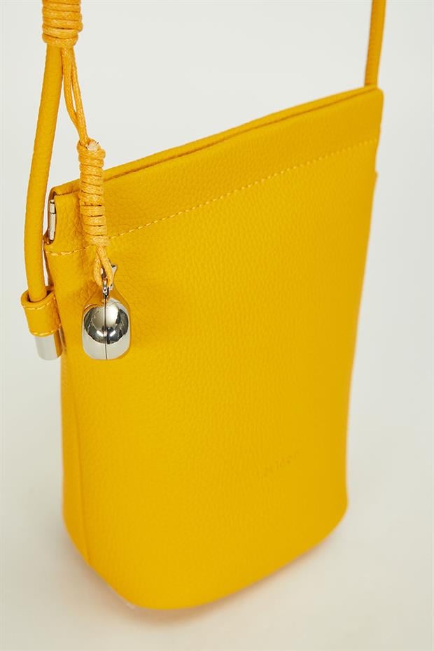 Sarı Metal top Aksesuarlı Omuz Çantası